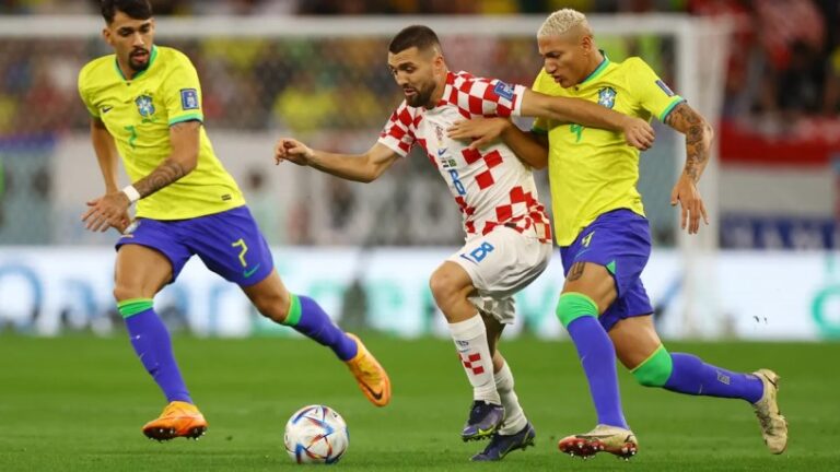 Croacia pasó a semifinales eliminando a Brasil