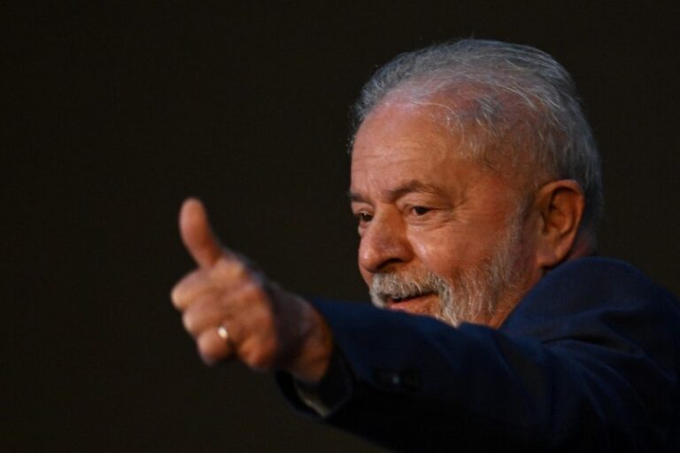 Congreso de Brasil aprueba gasto social de Lula da Silva
