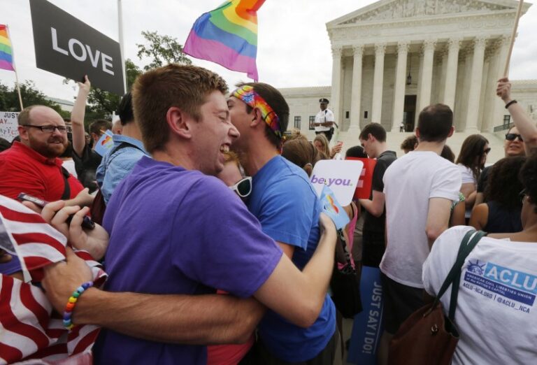 Congreso de EEUU aprueba ley que protege el matrimonio homosexual