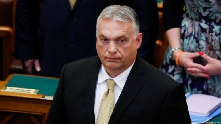 Orban acusa a la UE de bloquear fondos para Hungría por «razones políticas»