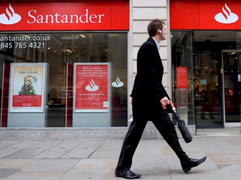 Reino Unido impone multa de 108 millones de libras al banco español Santander