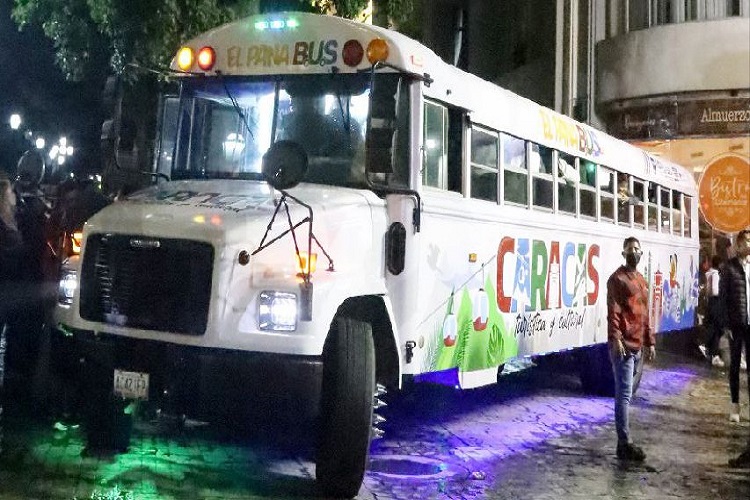 «Pana Bus» recorre las calles de Caracas para fomentar el turismo