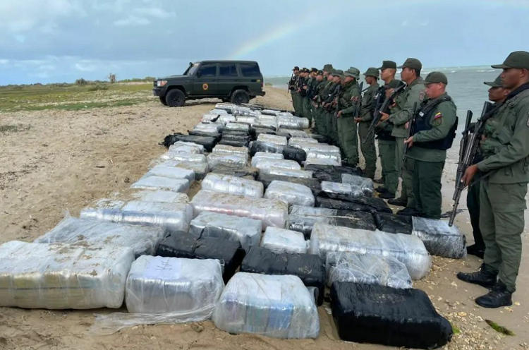 De marihuana y cocaína es el alijo de los 106 sacos incautados en municipio Falcón 