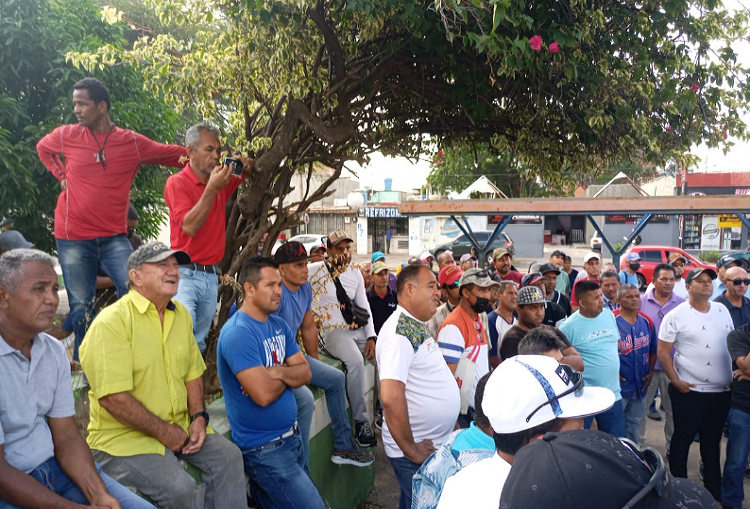 Contratista petroleras siguen en mora con trabajadores de Paraguaná