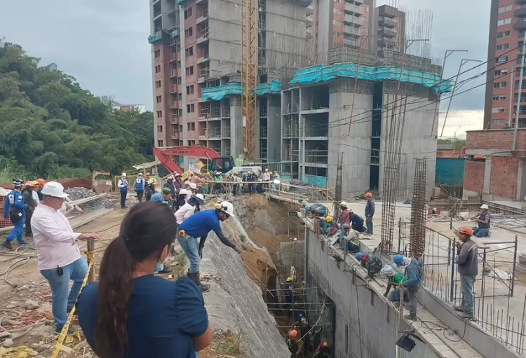 Dos venezolanos mueren tapiados mientras trabajaban en una construcción