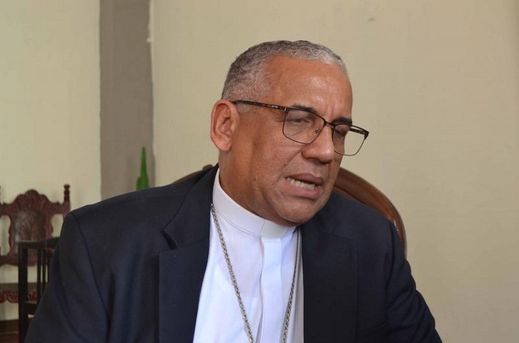 Monseñor Víctor Hugo Basabe desmiente rumores sobre su detención