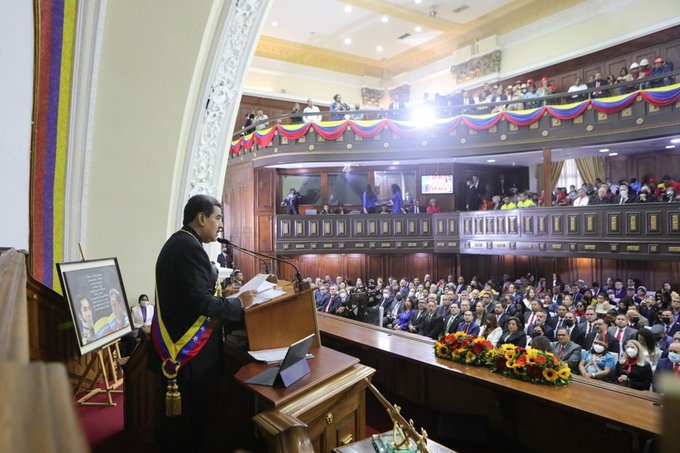 Maduro presenta seis líneas de trabajo para el 2023