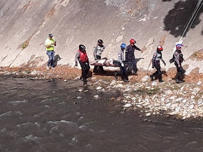 Recuperan cadáver de mujer en el río Guaire