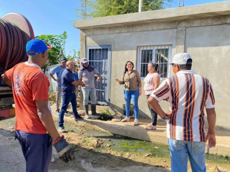 Alcalde Henry Hernández ejecuta labores de saneamiento en el municipio Miranda