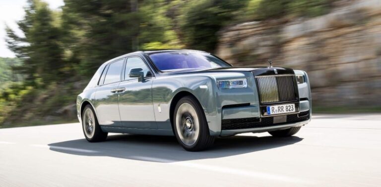 Rolls-Royce bate récord de ventas