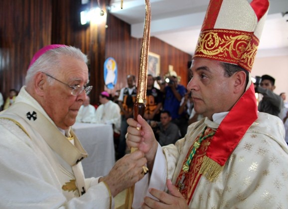 Paraguaná se prepara para despedir al Obispo Carlos Alfredo Cabezas