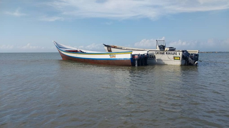 Interceptada embarcación dedicada al narcotráfico en el Cabo San Román (+Fotos)