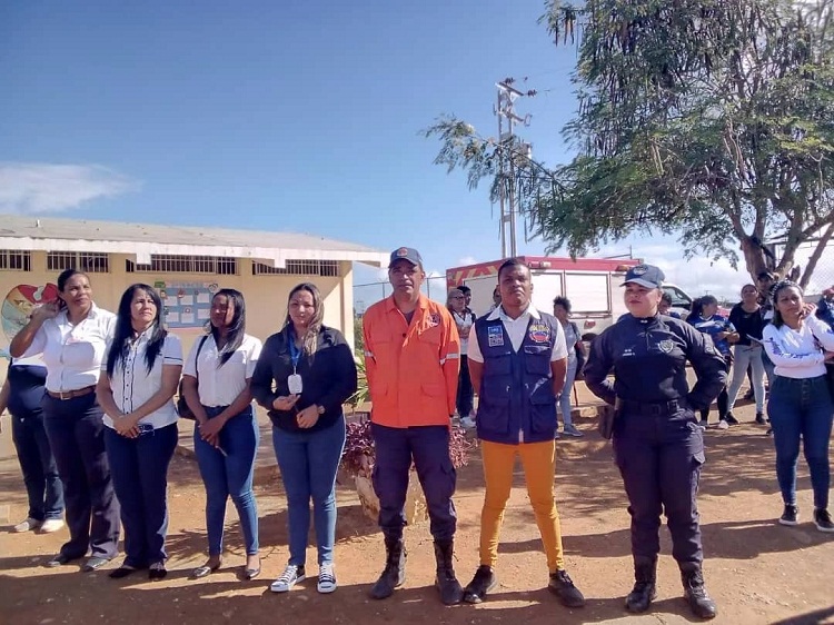 PC Miranda juramenta brigadas de prevención escolar en La Velita