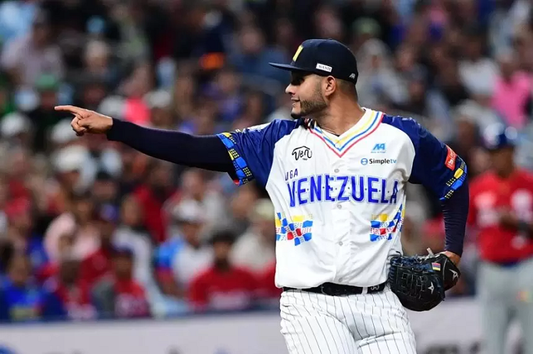 Erick Leal es confirmado como abridor por Venezuela en la final de la Serie del Caribe