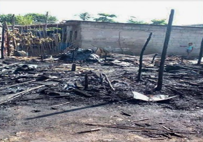 Tres niños mueren tras incendiarse su casa