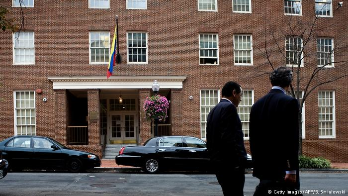 Aseguran que Estados Unidos tomó custodia de embajada de Venezuela en Washington
