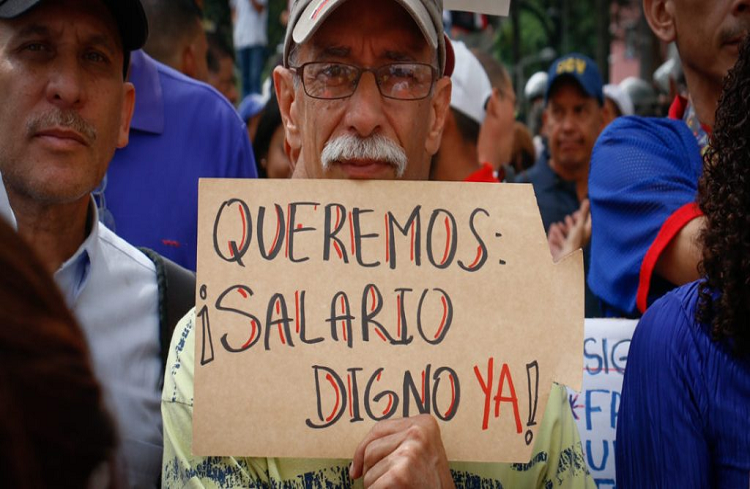 CTV y Fedecámaras proponen salario de emergencia mientras concretan discusiones