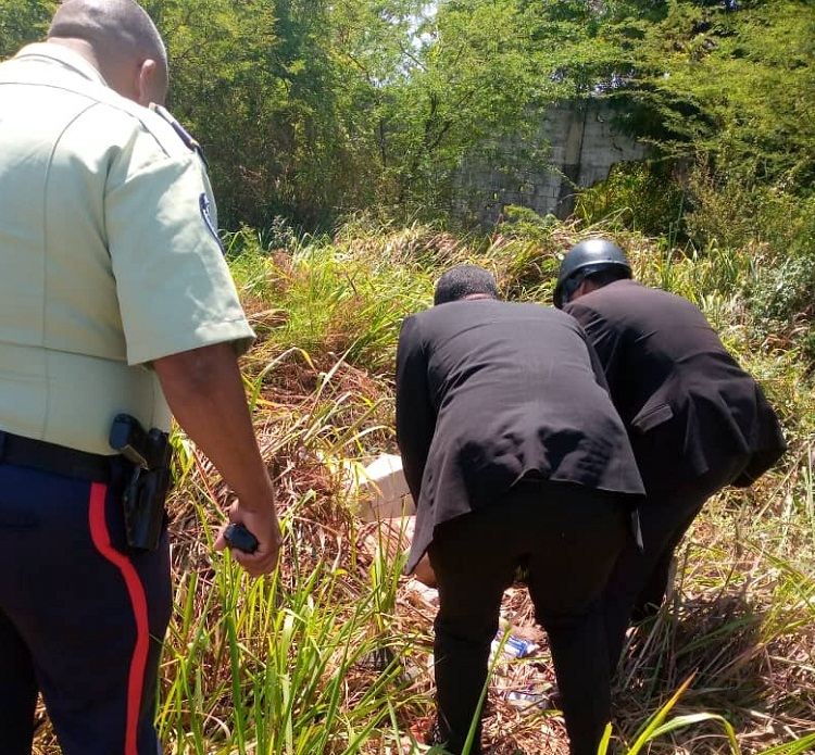 Semidesnudo localizan el cadáver de un sexagenario al sur de Maracaibo