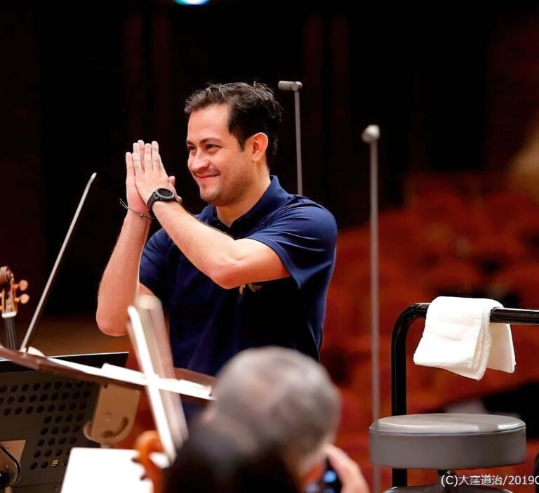Diego Matheuz, el director venezolano que conquista el mundo de la música clásica