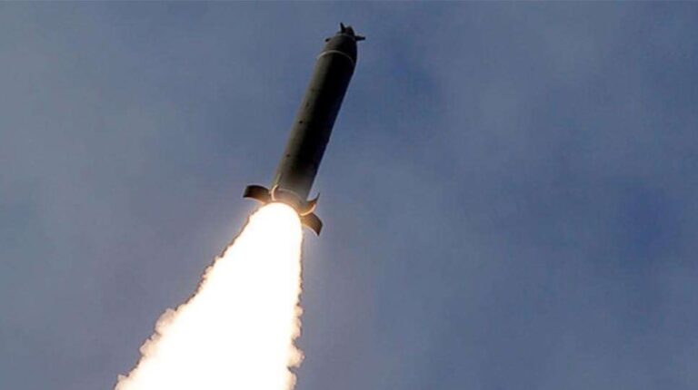Polonia afirma que misil ruso pasó por su espacio aéreo