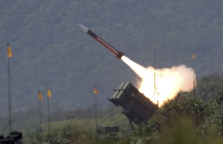 Kremlin: entrega de misiles de largo alcance a Ucrania no detendrá a Rusia