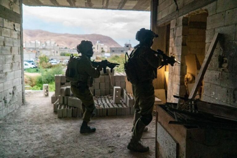 Cinco palestinos muertos deja incursión israelí en Jericó