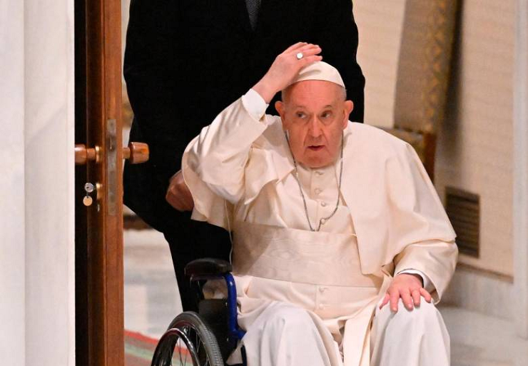Papa Francisco no oficiará varias misas de Semana Santa por su salud