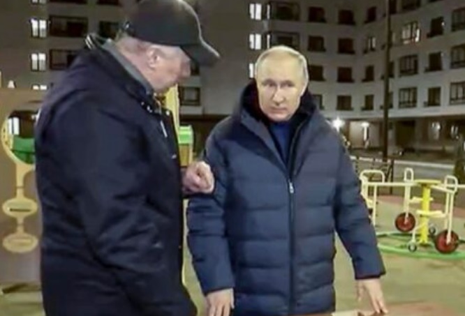Putin viaja por primera vez al Donbás en una visita relámpago a Mariúpol
