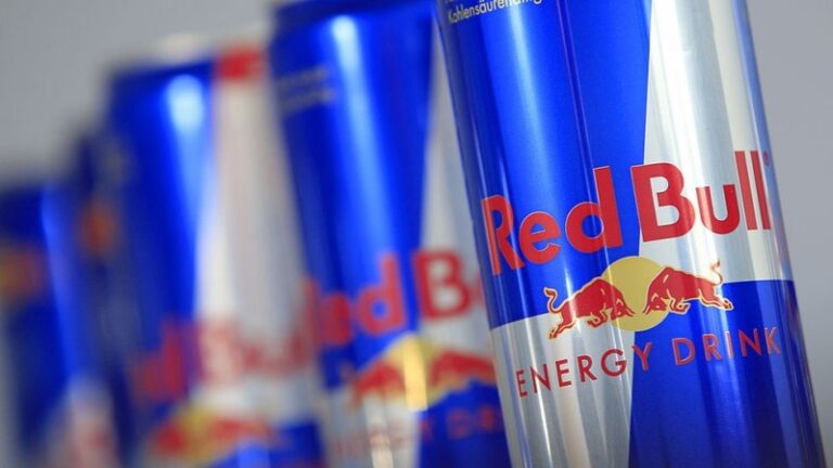La UE inspeccionó instalaciones de Red Bull, por sospecha de prácticas anticompetitivas