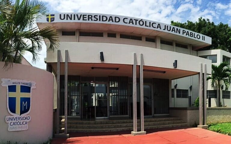 Nicaragua cierra dos universidades de la Iglesia católica