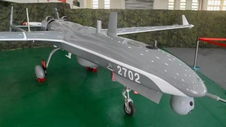 Taiwán presenta su primer dron portátil de ataque