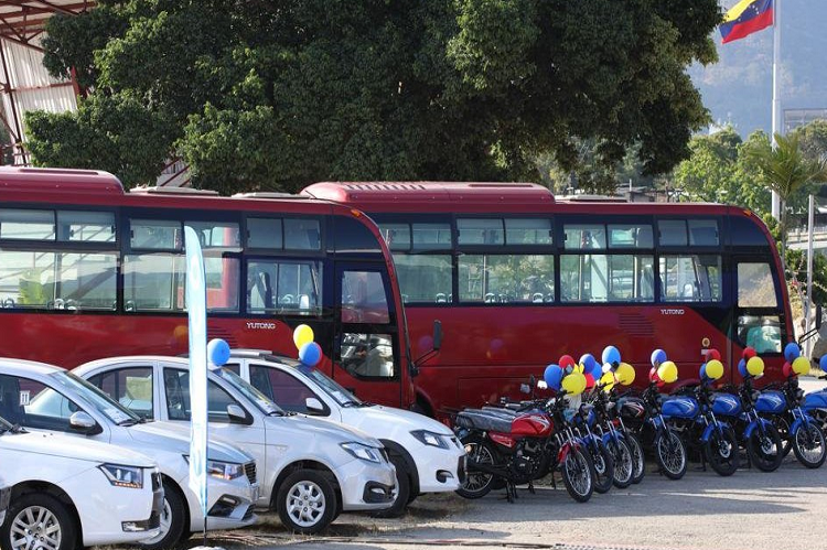 Llegan 70 autobuses Yutong para Gran Misión Transporte