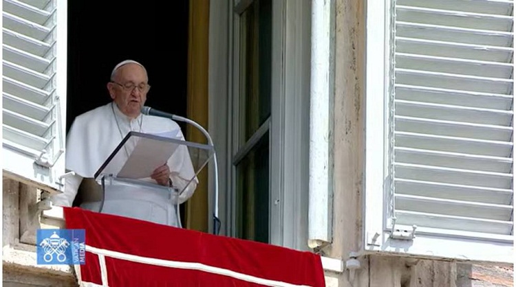 El Papa Francisco lamenta que su viaje a Hungría se produzca en medio de «gélidos vientos de guerra” en Europa
