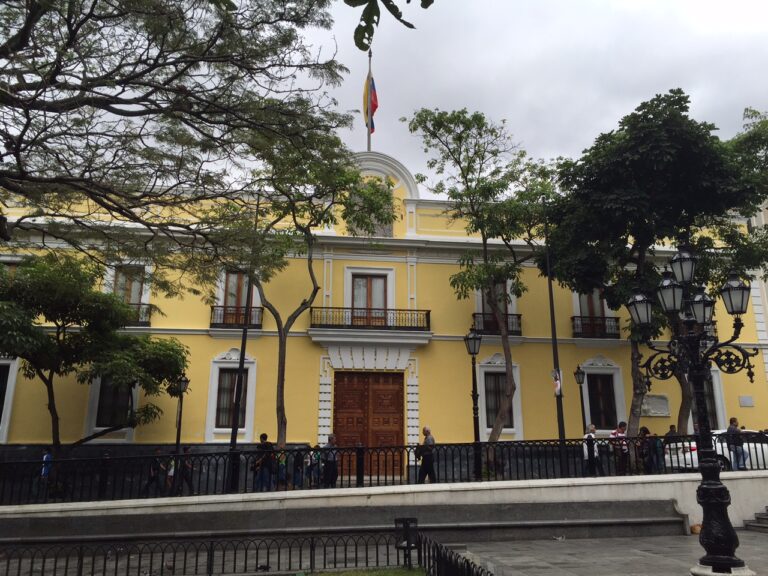 Venezuela ratifica su compromiso de resguardo sobre el Esequibo