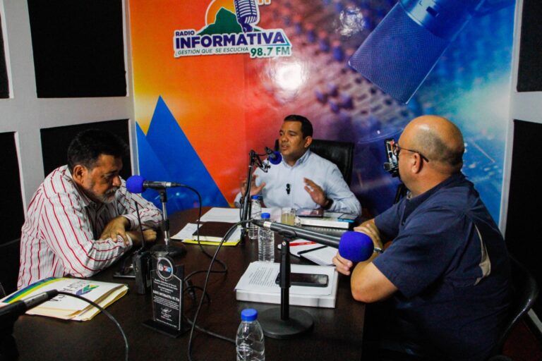 Gobernador anuncia rehabilitación en hospitales de Coro y Churuguara