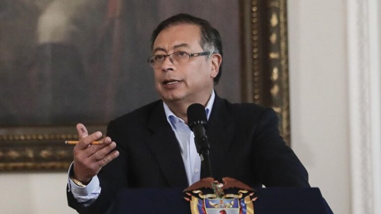 Petro descarta enfrentamiento con altas cortes de Colombia y ratifica la independencia de poderes