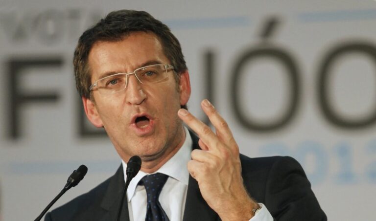El líder de la derecha pide a los españoles «confirmar el cambio» en las legislativas