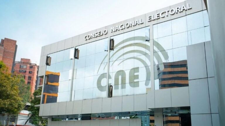 Consejo Electoral de Ecuador prevé las elecciones adelantadas para el 20 de agosto
