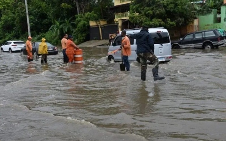Valencia azotada por las lluvias, hay al menos 400 familias afectadas