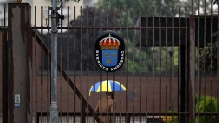 Rusia cierra un consulado de Suecia y expulsa a cinco diplomáticos