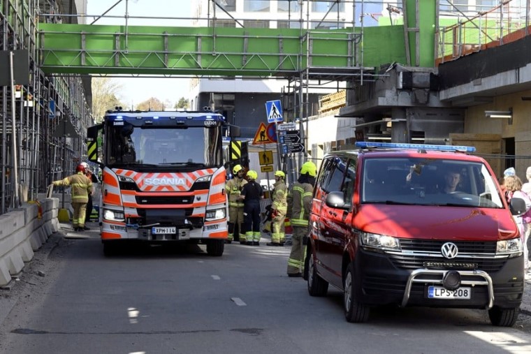 El colapso de una pasarela en Helsinki causa heridas a casi 30 personas, la mayoría niños