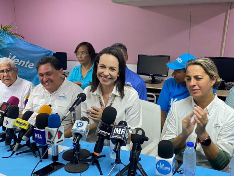 María Corina Machado celebró que las primarias sean sin el CNE