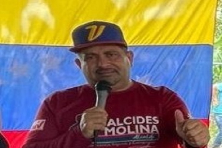 Barinas: Emiten orden de aprehensión contra exalcalde del PSUV