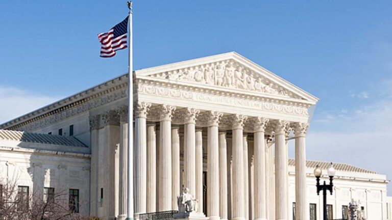 La Corte Suprema se niega a cambiar las normas electorales en EEUU