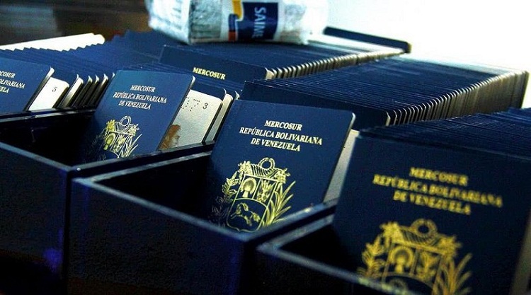 Consulado venezolano en Barcelona activa operativo de solicitud de envío de pasaportes