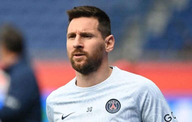 Messi es reconocido como el mejor jugador del siglo XXI por la revista «FourFourTwo»