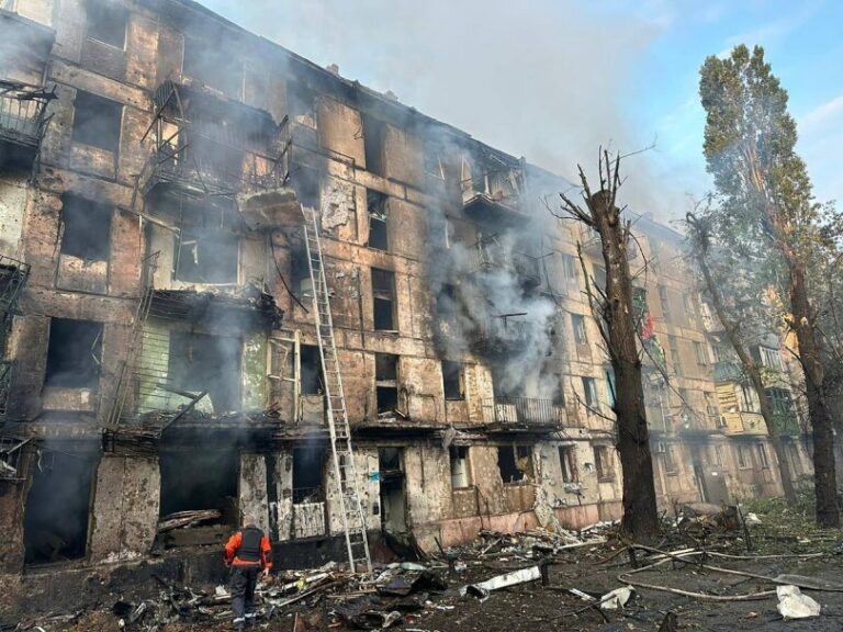 Un ataque contra la ciudad de Zelenski deja seis muertos en el centro de Ucrania