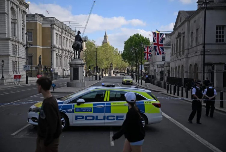 Reino Unido ordenó a China cerrar comisarías clandestinas