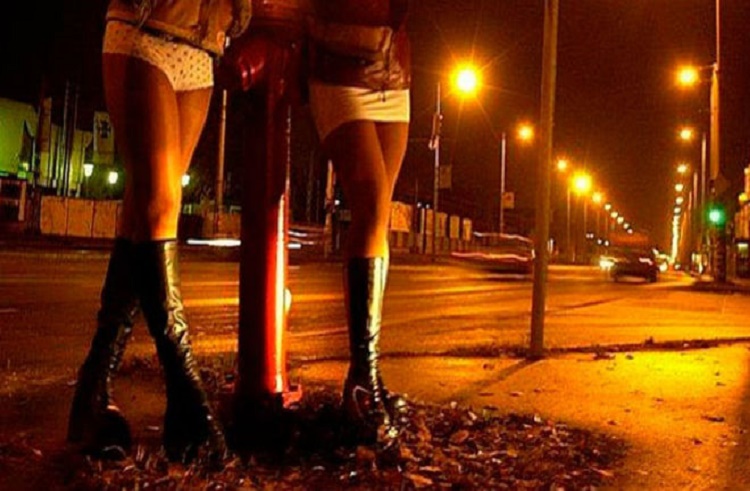 Rescatan a cinco venezolanas que eran obligadas a prostituirse en Perú