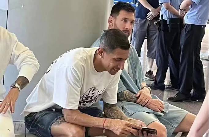Messi fue detenido por la policía migratoria de China
